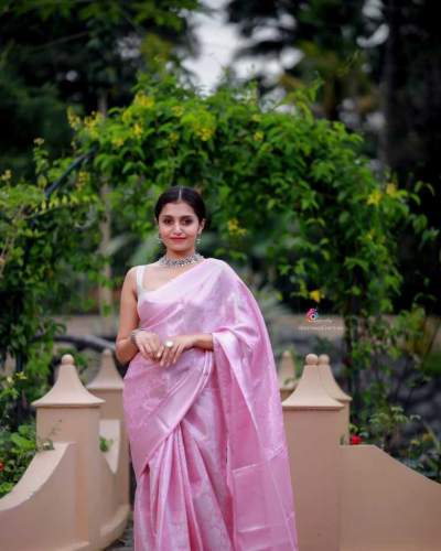 Buy Kanjivaram Pure Silk Saree By RADHA LAKSHMI by Radha Lakshmi