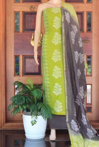Unstitch Printed Salwar Suit For Women by Sanas Collections