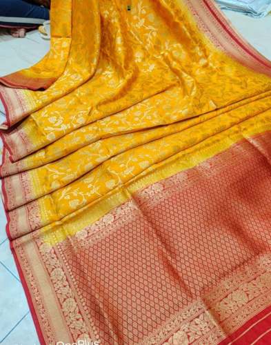 Somolota Soft Silk Saree from Khardaha